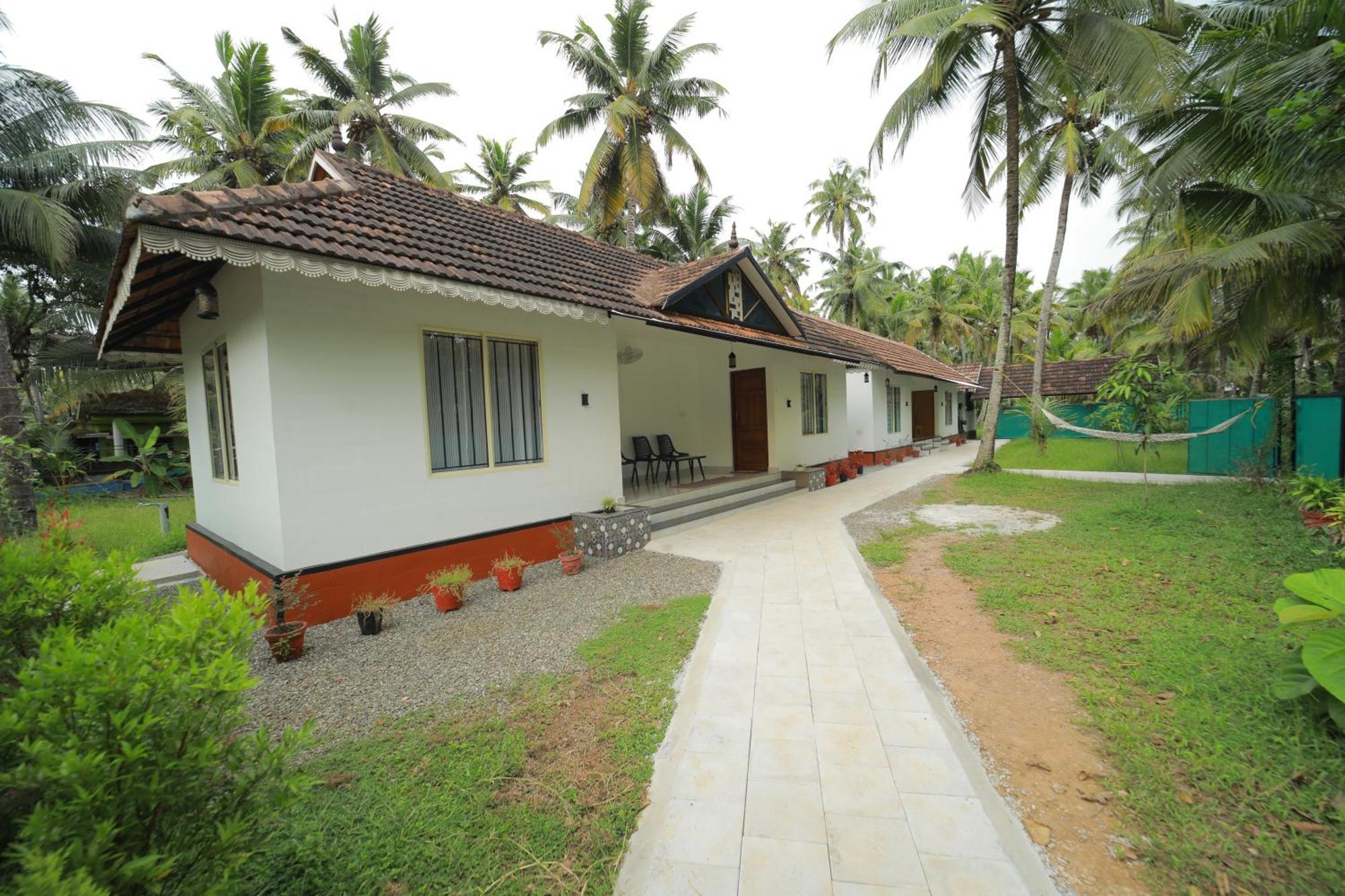 Prakruthi Residency Munroeisland Apartment Mundrothuruth Exterior photo