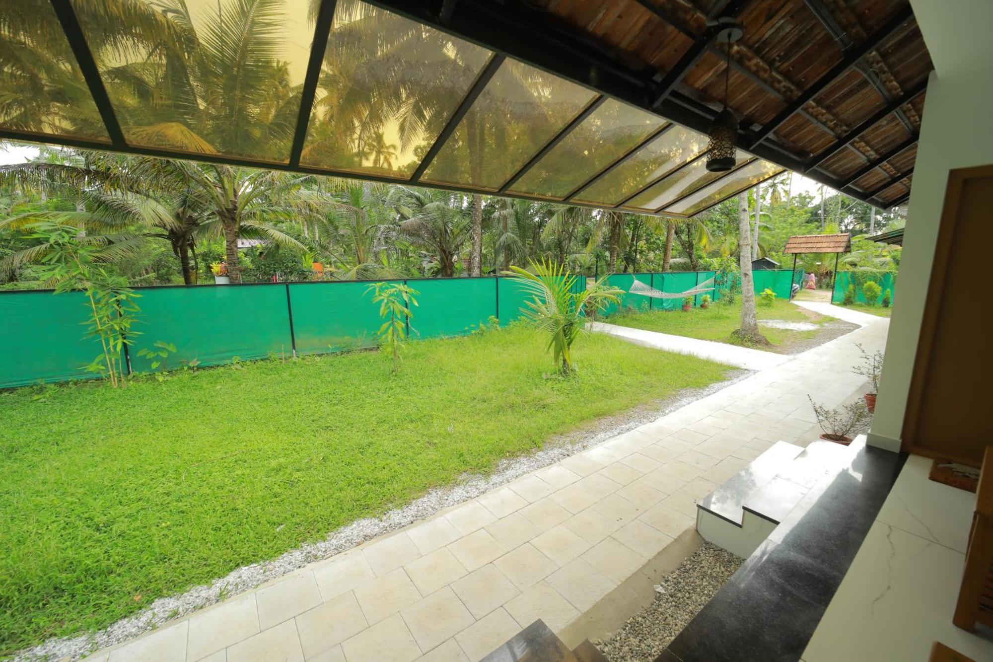 Prakruthi Residency Munroeisland Apartment Mundrothuruth Exterior photo